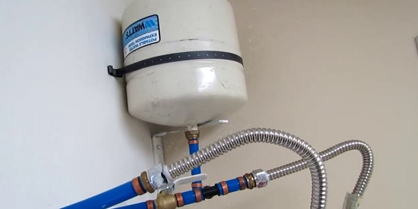 Do tankless water heaters need expansion tanks