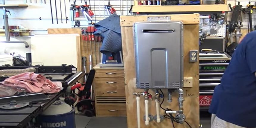 rinnai tankless water heater freezing