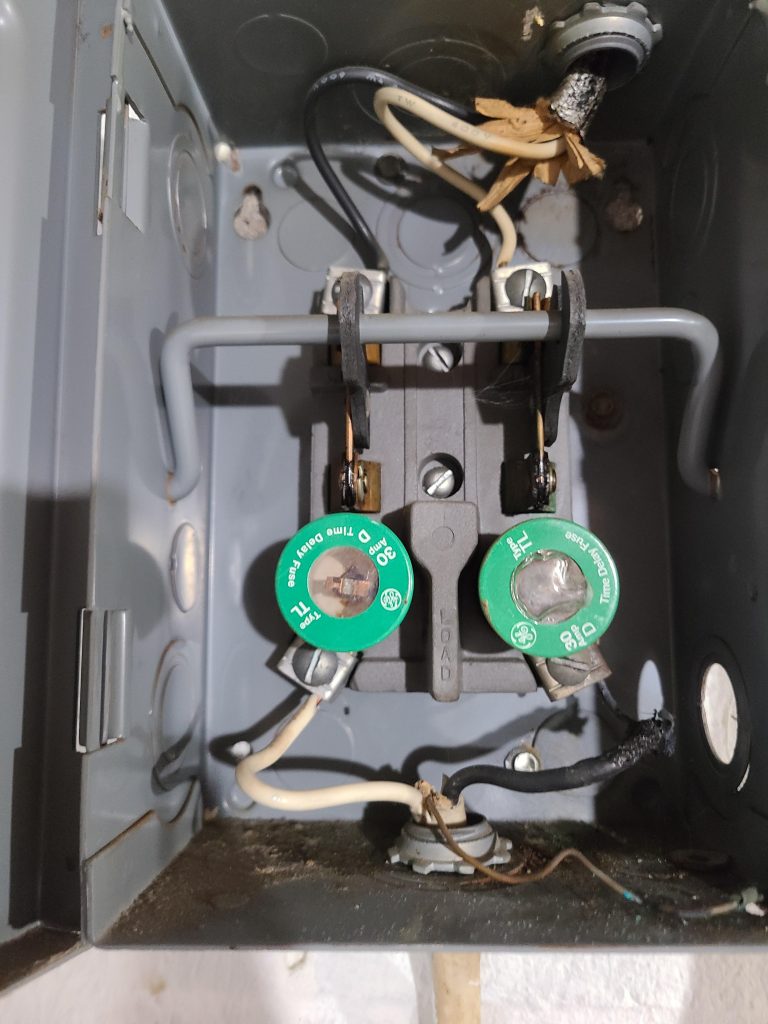 Do Water Heaters Have Fuses? Essential Safety Tips